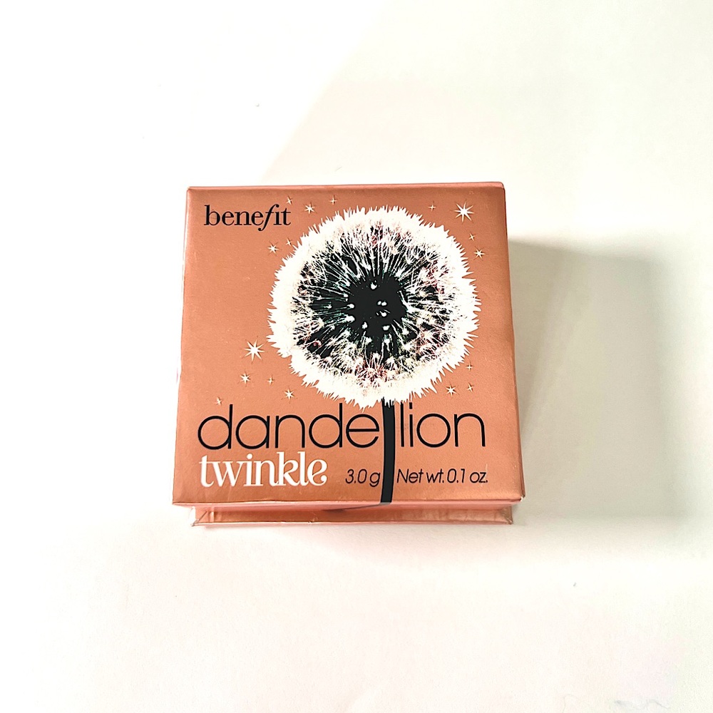 Benefit Cosmetics Dandelion Twinkle Highlighter powder